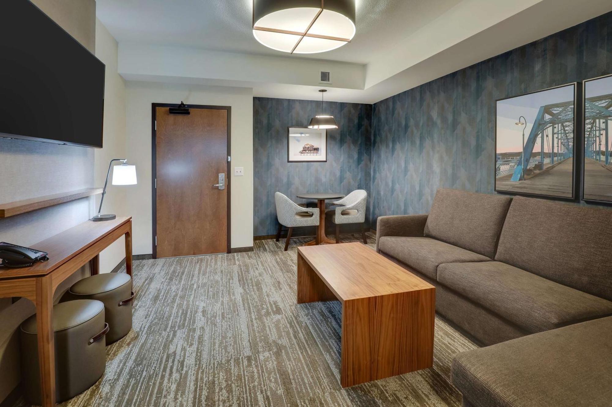 Hotel Drury Plaza Hamilton Place 3*